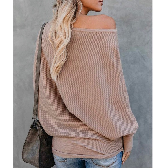 ✦NEW Off Shoulder Batwing Sleeve Sweater Top✦ - Picture 4 of 5